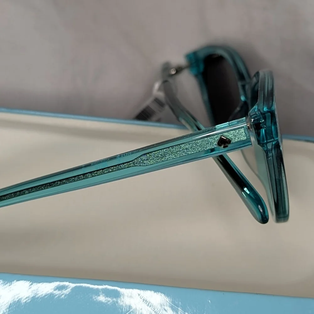 Kate Spade NWT SUNNIES - Picture 2 of 3